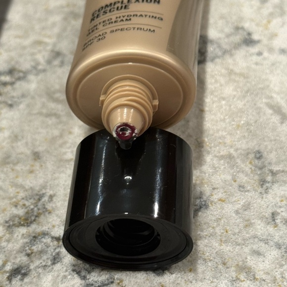 BareMinerals Complexion Rescue Tinted Hydrating Gel Cream - Cedar 11 - Picture 3 of 6